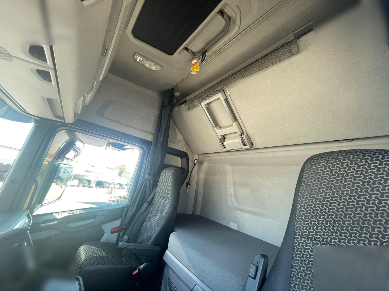 SCANIA S500 - Тягач: фото 5 SCANIA S500 - Тягач: фото 5