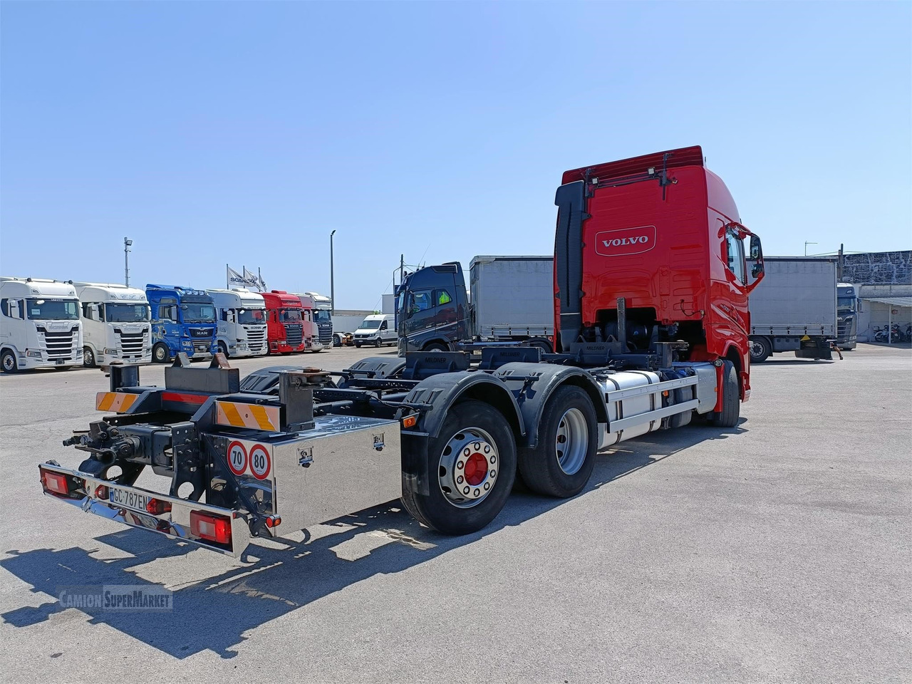 VOLVO FH500 - Грузовик-контейнеровоз/ Сменный кузов: фото 3 VOLVO FH500 - Грузовик-контейнеровоз/ Сменный кузов: фото 3