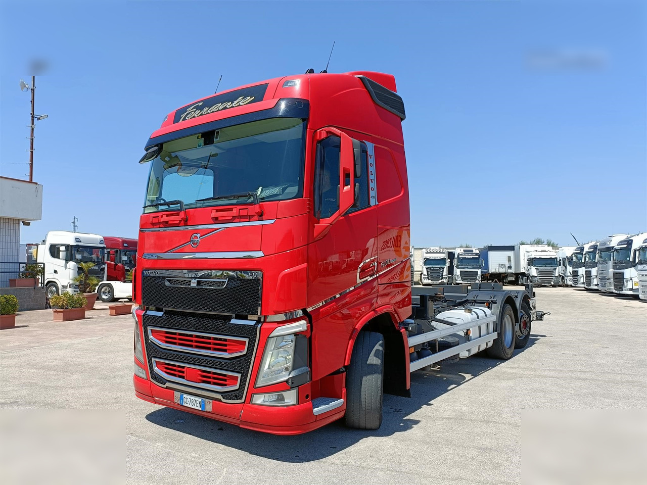 VOLVO FH500 - Грузовик-контейнеровоз/ Сменный кузов: фото 2 VOLVO FH500 - Грузовик-контейнеровоз/ Сменный кузов: фото 2