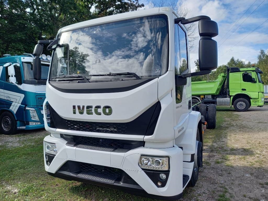 Iveco Eurocargo ML180E/FP,4x2, NEW, NOT USED - Грузовик-шасси: фото 4 Iveco Eurocargo ML180E/FP,4x2, NEW, NOT USED - Грузовик-шасси: фото 4