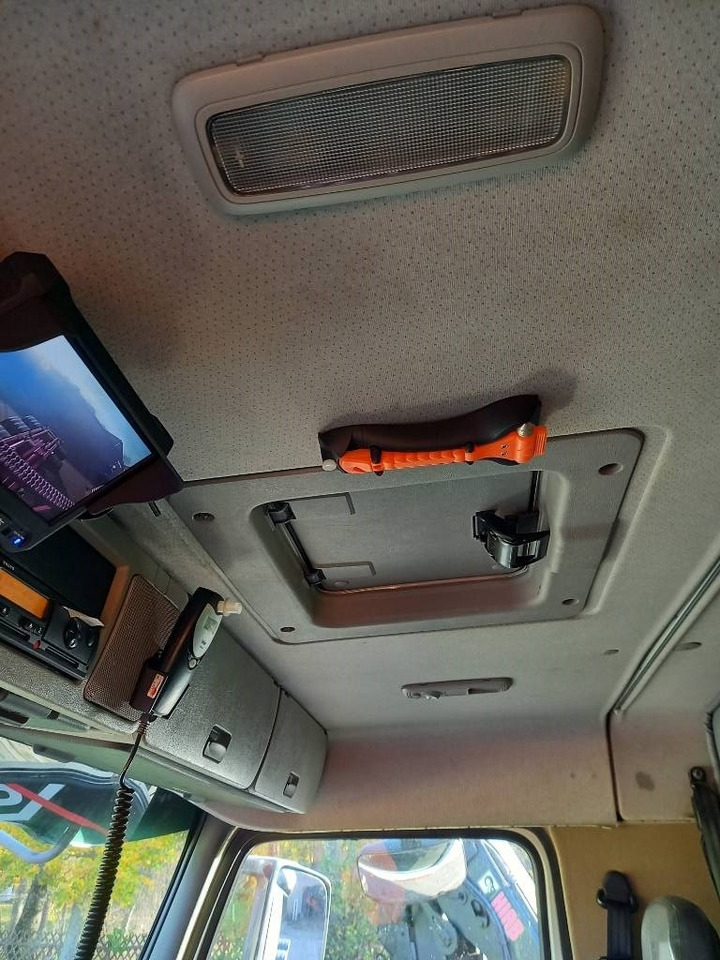 Крюковой мультилифт Volvo FH 520, 8x4, MULTILIFT: фото 27 Крюковой мультилифт Volvo FH 520, 8x4, MULTILIFT: фото 27