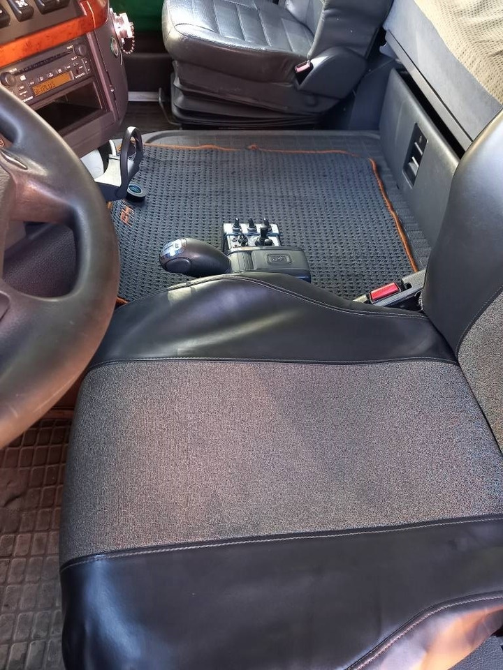 Крюковой мультилифт Volvo FH 520, 8x4, MULTILIFT: фото 26 Крюковой мультилифт Volvo FH 520, 8x4, MULTILIFT: фото 26