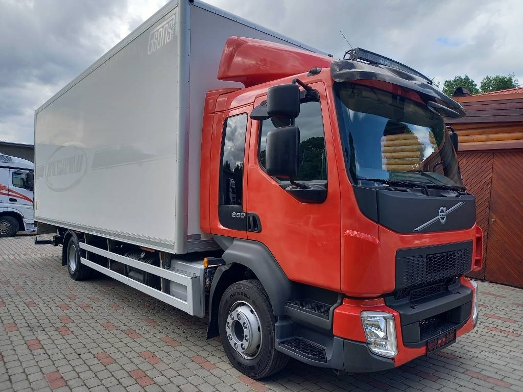 Volvo FL 280, 4x2, EURO 6 - Грузовик с закрытым кузовом: фото 4 Volvo FL 280, 4x2, EURO 6 - Грузовик с закрытым кузовом: фото 4