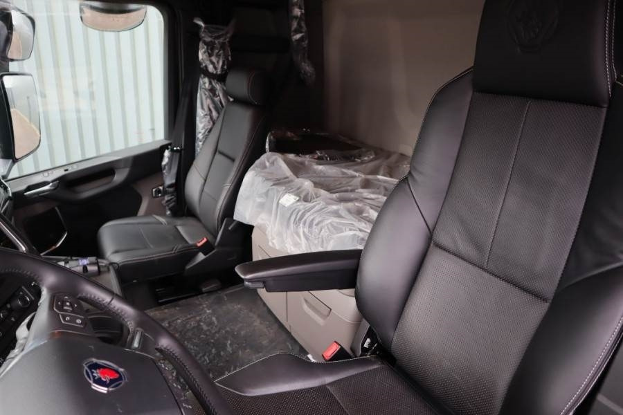Вседорожный кран Cormach R540 B10x4 Valid inspection, *Guarantee! 10x4x6 Dr: фото 20