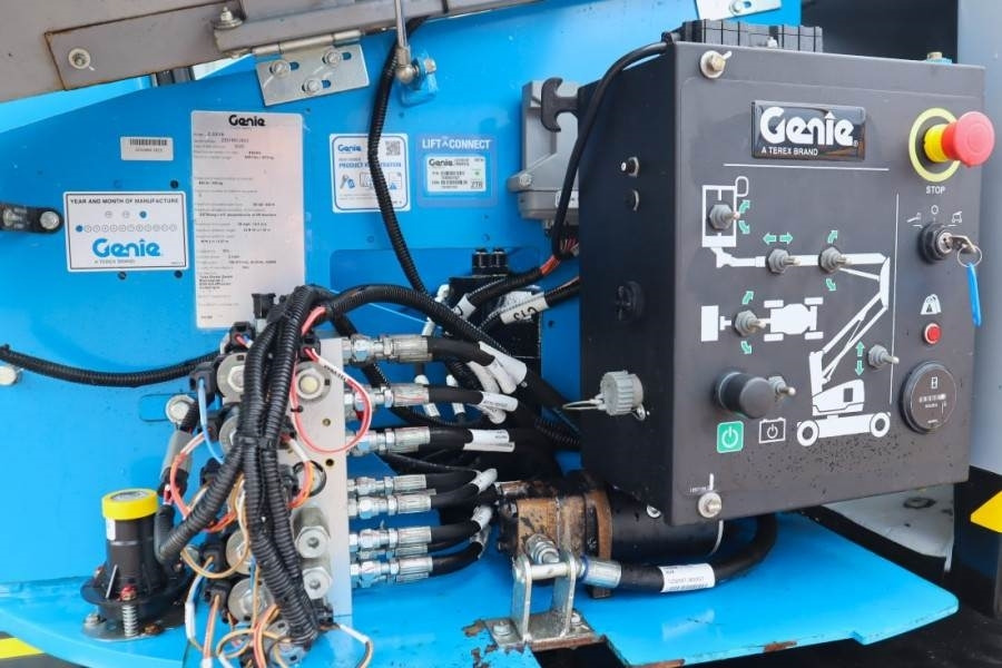 Коленчатый подъемник Genie Z33/18 Electric, 12m Working Height, 5.6m Reach, 2: фото 12