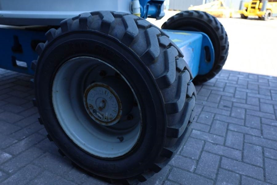 Коленчатый подъемник Genie Z34/22 Diesel, 4x4 Drive, 12.6m Working Height, 6.: фото 15