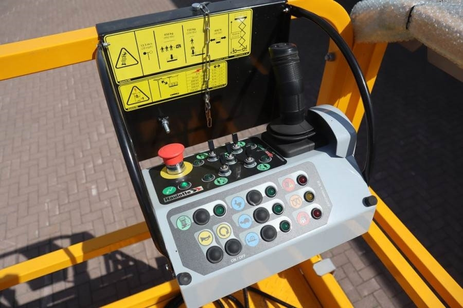 Haulotte Compact 12DX Valid Inspection, *Guarantee! Diesel,  - Ножничный подъемник: фото 4 Haulotte Compact 12DX Valid Inspection, *Guarantee! Diesel,  - Ножничный подъемник: фото 4