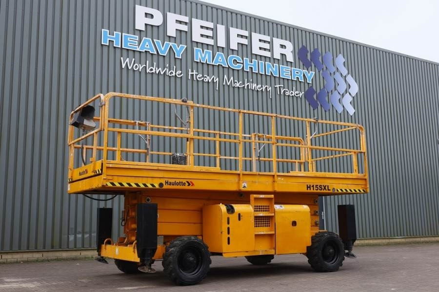 Haulotte H15SXL Diesel, 4x4 Drive, 15m Working Height, 500k - Ножничный подъемник: фото 1 Haulotte H15SXL Diesel, 4x4 Drive, 15m Working Height, 500k - Ножничный подъемник: фото 1