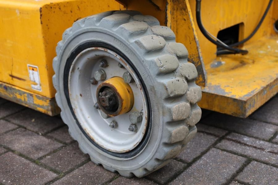 Коленчатый подъемник Haulotte STAR 12 Electric, 12m Working Height, 3m Reach, 21: фото 10 Коленчатый подъемник Haulotte STAR 12 Electric, 12m Working Height, 3m Reach, 21: фото 10