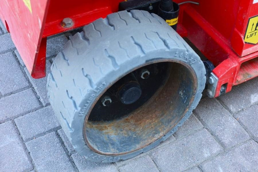 Ножничный подъемник Holland Lift Ecostar HL-7810 Electric, 10m Working Height, 450k: фото 9