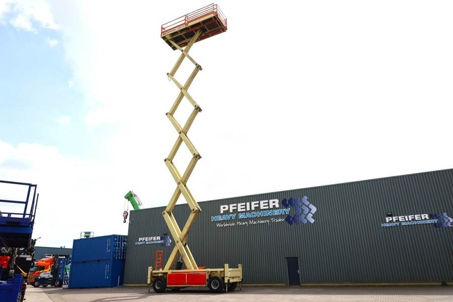 JLG 260-25 Diesel, 4x4 Drive, 9.80m Hydraulic Deck Ext - Ножничный подъемник: фото 3 JLG 260-25 Diesel, 4x4 Drive, 9.80m Hydraulic Deck Ext - Ножничный подъемник: фото 3