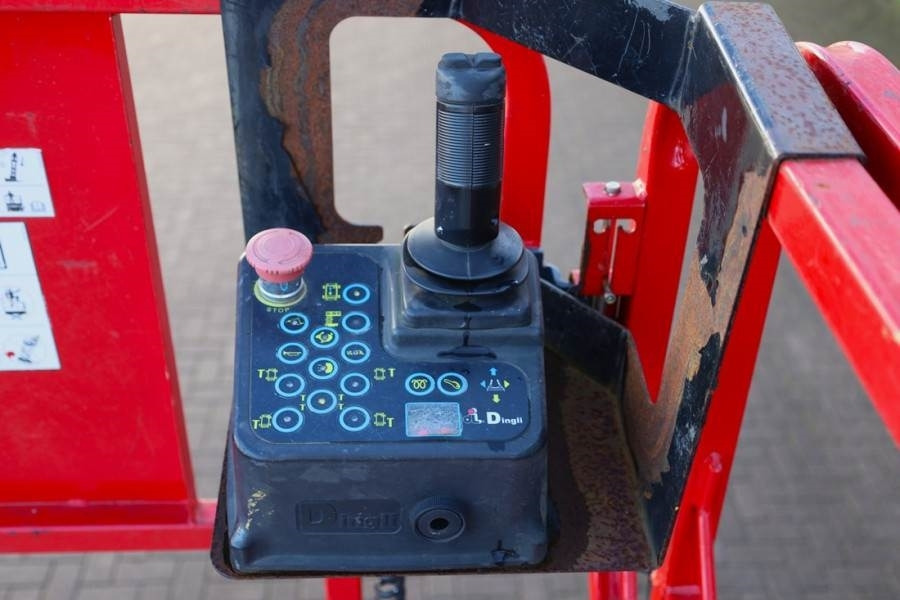 Magni DS1218RT Valid inspection, Diesel, 4x4 Drive, 12m  - Ножничный подъемник: фото 4 Magni DS1218RT Valid inspection, Diesel, 4x4 Drive, 12m  - Ножничный подъемник: фото 4