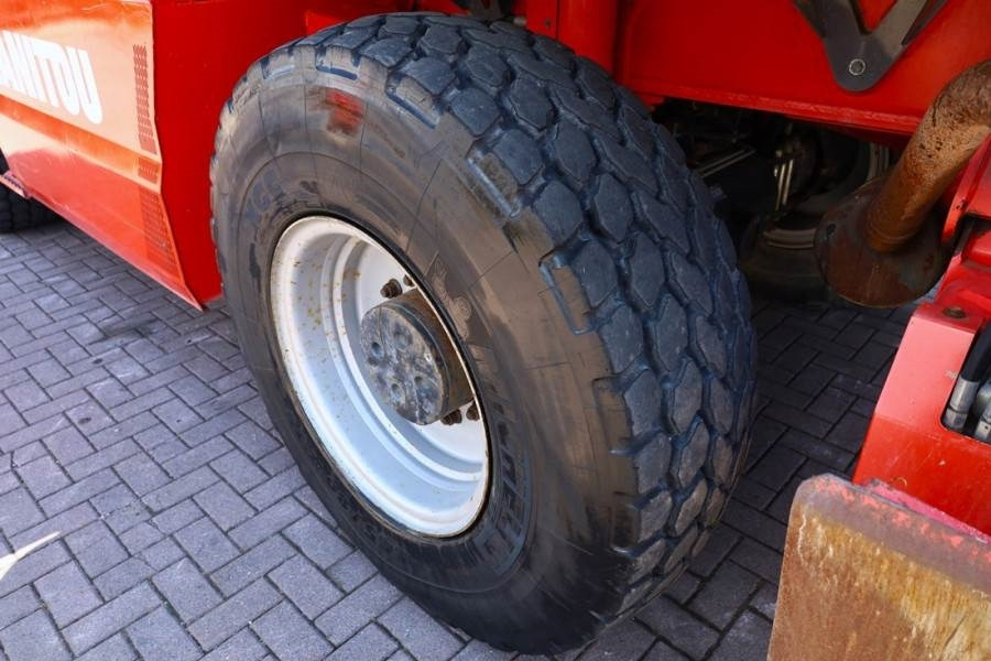 Телескопический погрузчик Manitou MRT3050 PRIVILEGE Diesel, 4x4 Drive And 4-Wheel St: фото 16 Телескопический погрузчик Manitou MRT3050 PRIVILEGE Diesel, 4x4 Drive And 4-Wheel St: фото 16