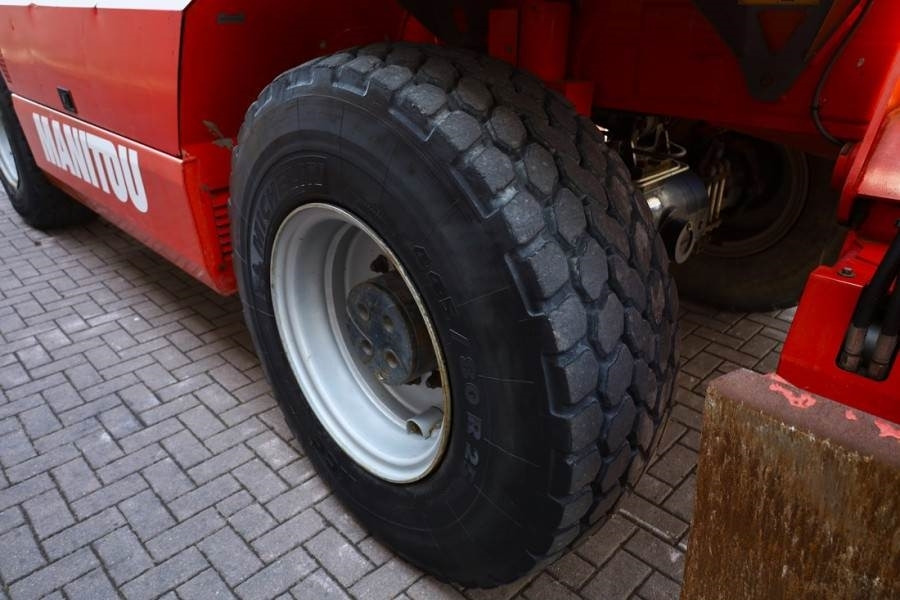 Телескопический погрузчик Manitou MRT3050 PRIVILEGE Diesel, 4x4 Drive And 4-Wheel St: фото 14 Телескопический погрузчик Manitou MRT3050 PRIVILEGE Diesel, 4x4 Drive And 4-Wheel St: фото 14
