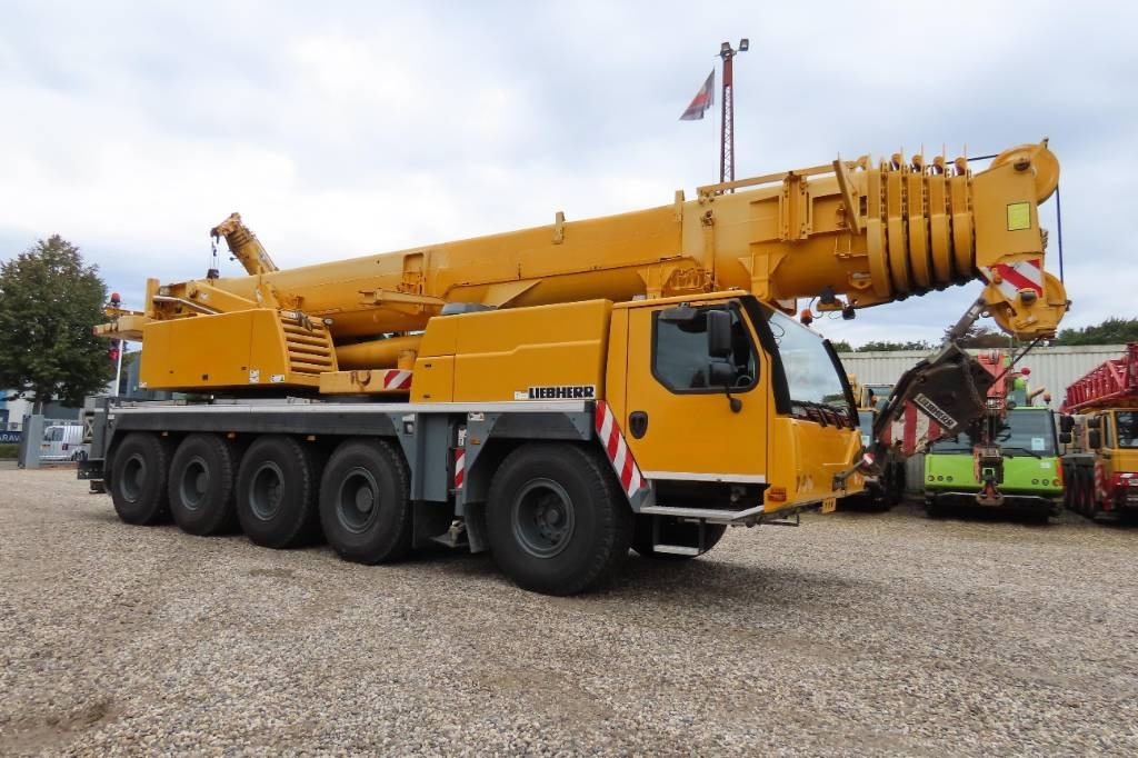 Liebherr LTM 1100-5.2  - Вседорожный кран: фото 2 Liebherr LTM 1100-5.2  - Вседорожный кран: фото 2