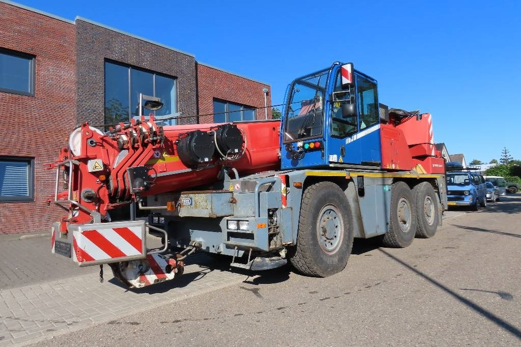 Terex Demag AC 40 City  - Вседорожный кран: фото 1 Terex Demag AC 40 City  - Вседорожный кран: фото 1
