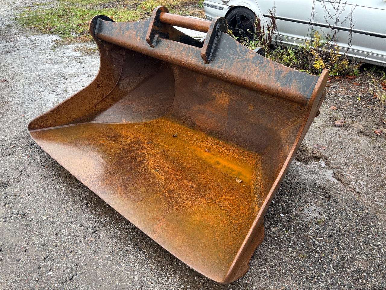 Cat S70 - Ковш: фото 1 Cat S70 - Ковш: фото 1