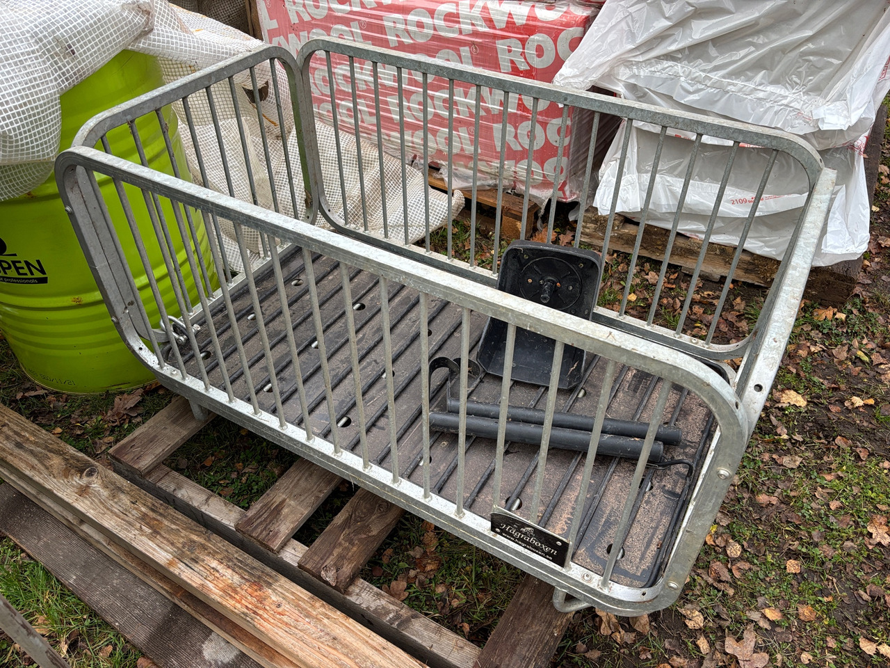 Hägraboxen Slowfeeder - Инвентарь для животноводства: фото 1 Hägraboxen Slowfeeder - Инвентарь для животноводства: фото 1