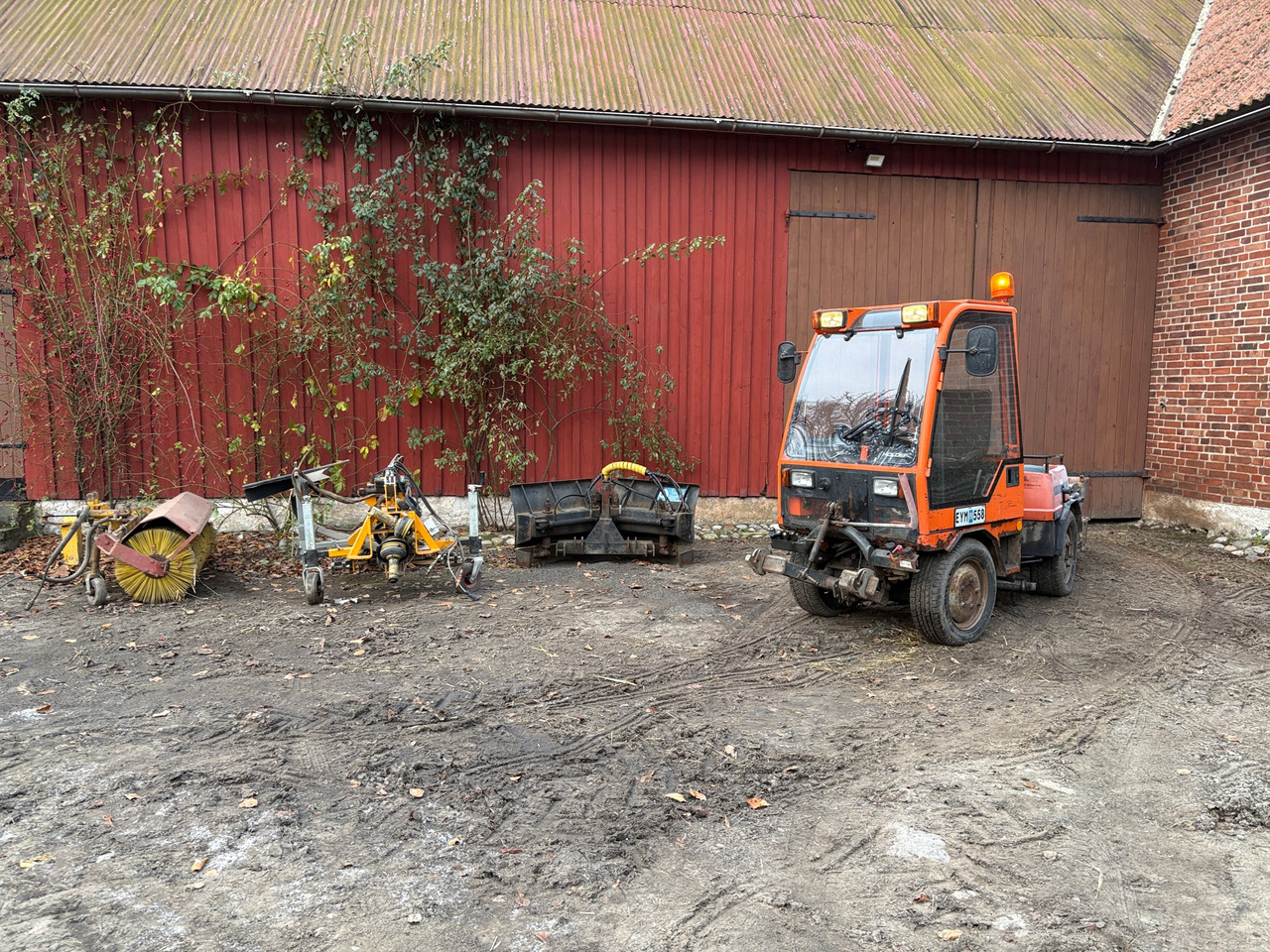 Holder C200 - Коммунальная/ Специальная техника: фото 1 Holder C200 - Коммунальная/ Специальная техника: фото 1