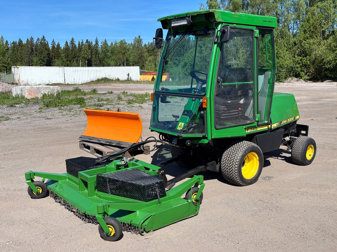 John Deere F1145 - Коммунальная/ Специальная техника: фото 1 John Deere F1145 - Коммунальная/ Специальная техника: фото 1