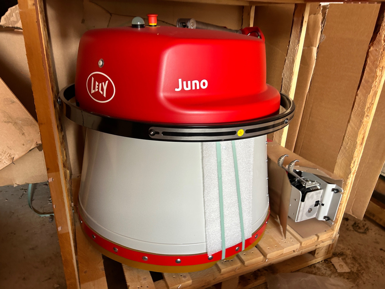 Lely Juno J2 - Инвентарь для животноводства: фото 1 Lely Juno J2 - Инвентарь для животноводства: фото 1