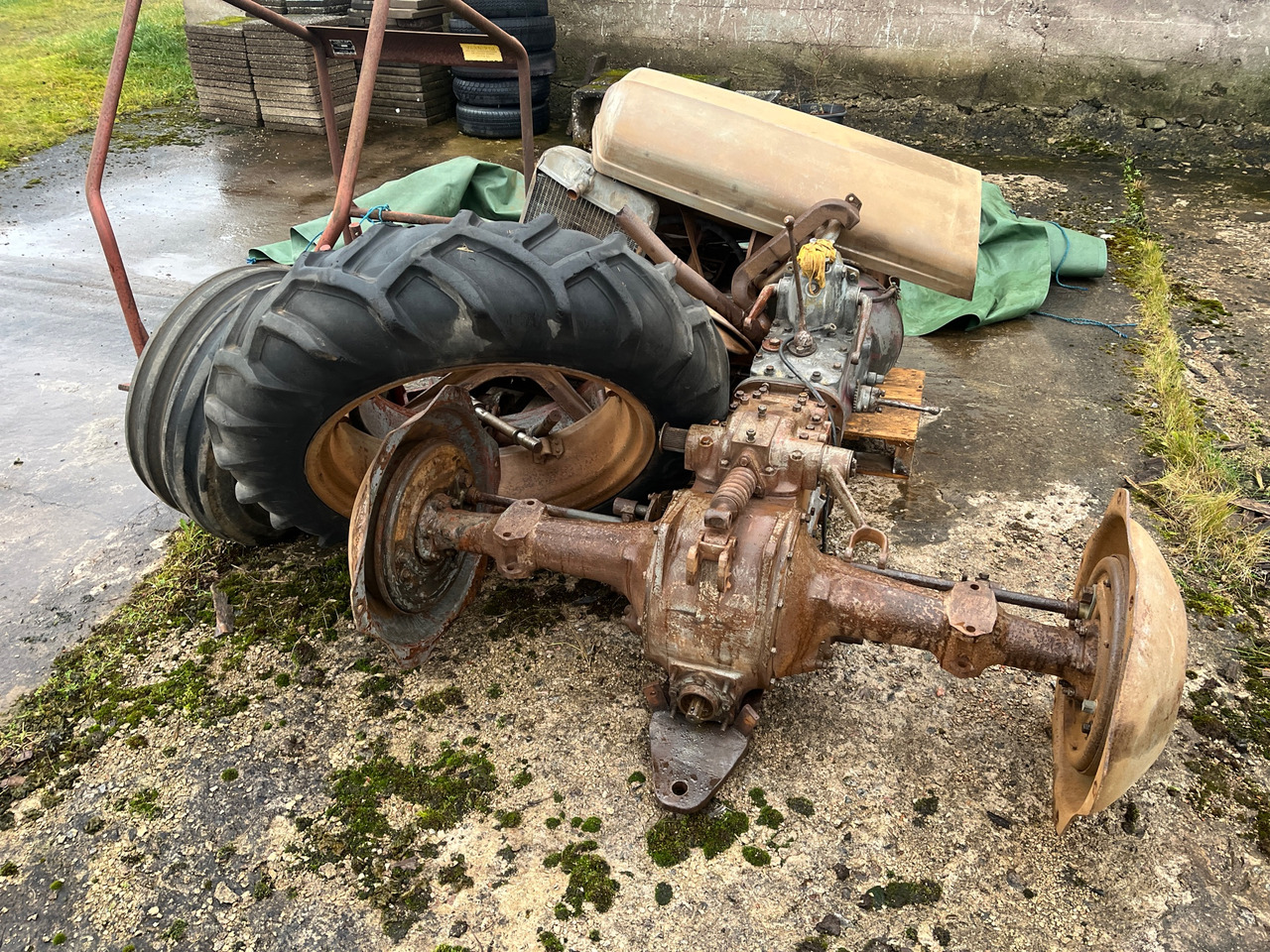 Massey Ferguson Grålle TEA-20 - Трактор: фото 1 Massey Ferguson Grålle TEA-20 - Трактор: фото 1