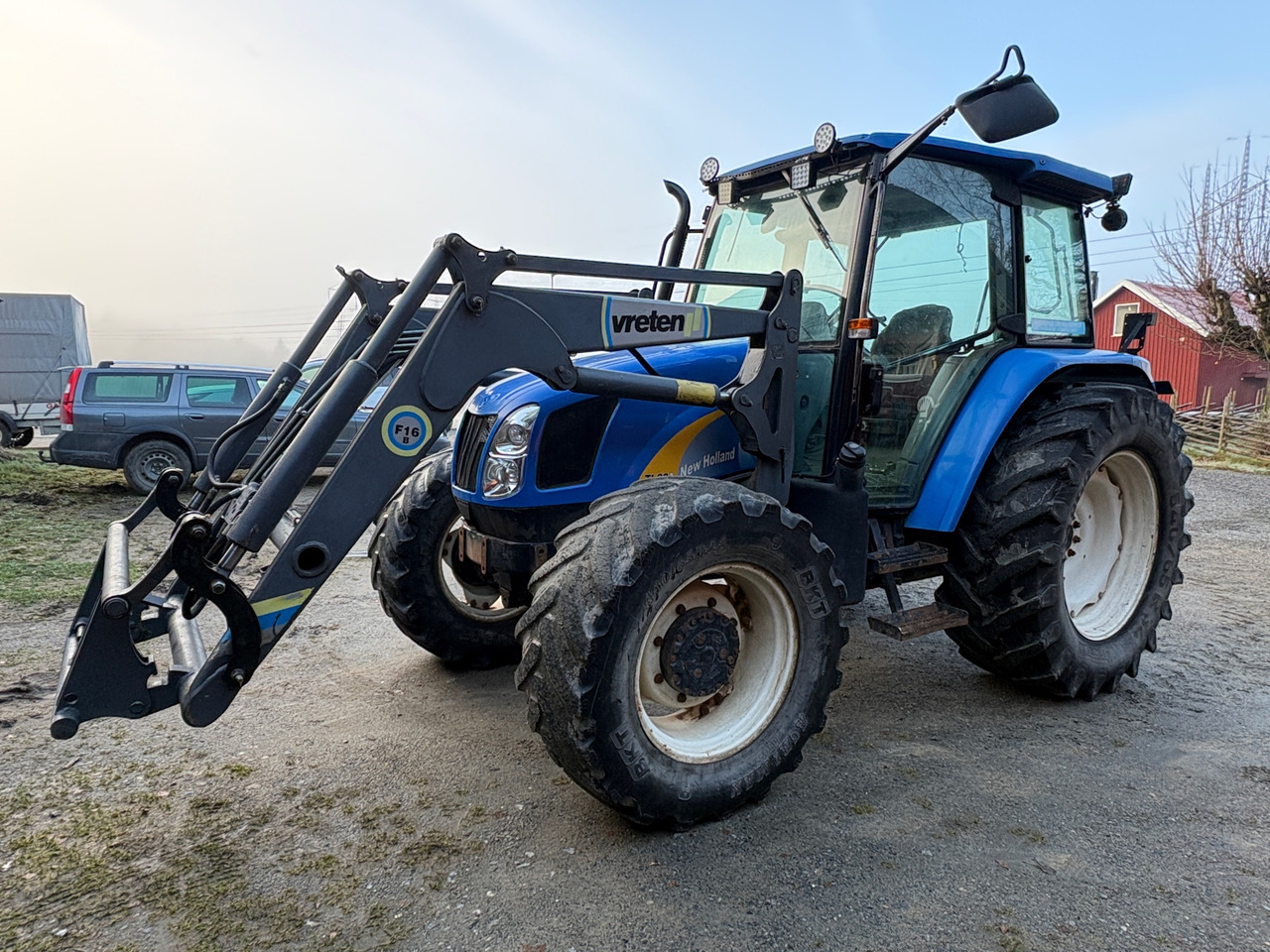 New Holland TL90A - Трактор: фото 1 New Holland TL90A - Трактор: фото 1