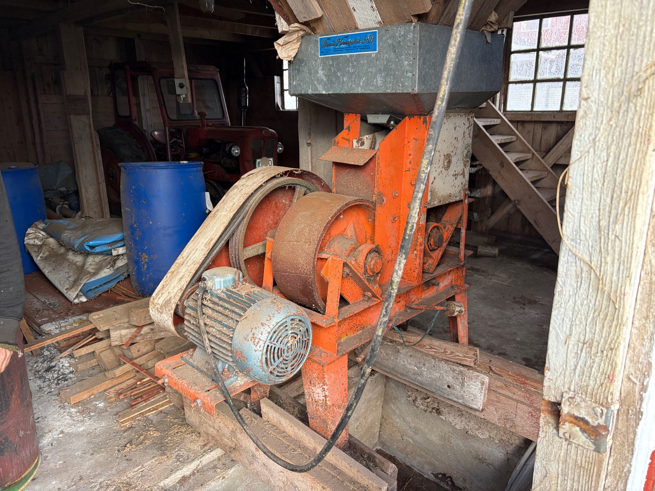 Nirvana K450/200 - Инвентарь для животноводства: фото 1 Nirvana K450/200 - Инвентарь для животноводства: фото 1