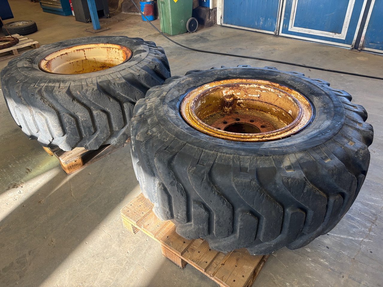 Nokia - Шина для Строительной техники: фото 1 Nokia - Шина для Строительной техники: фото 1