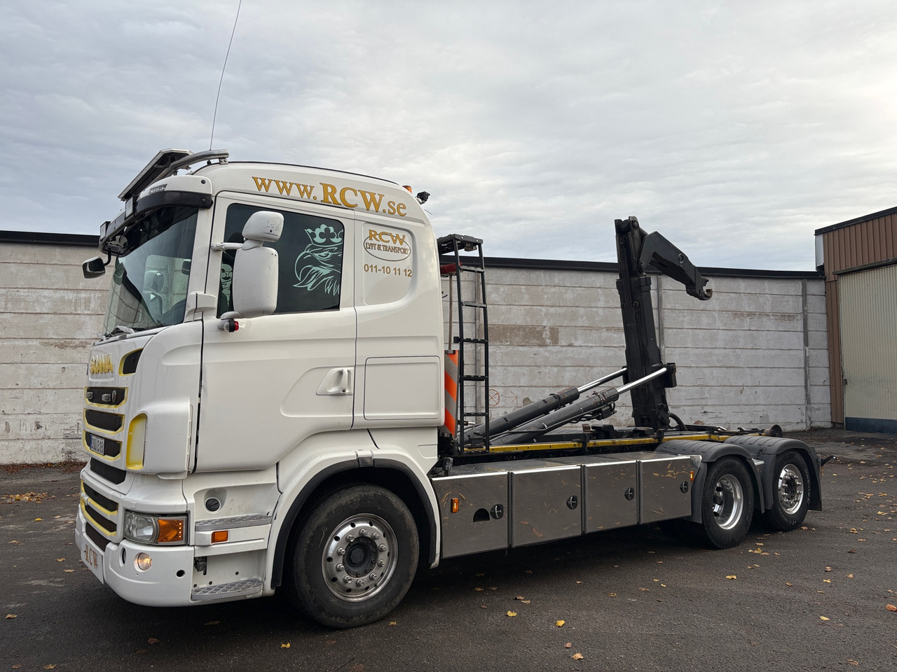 Scania R440 - Крюковой мультилифт: фото 1 Scania R440 - Крюковой мультилифт: фото 1