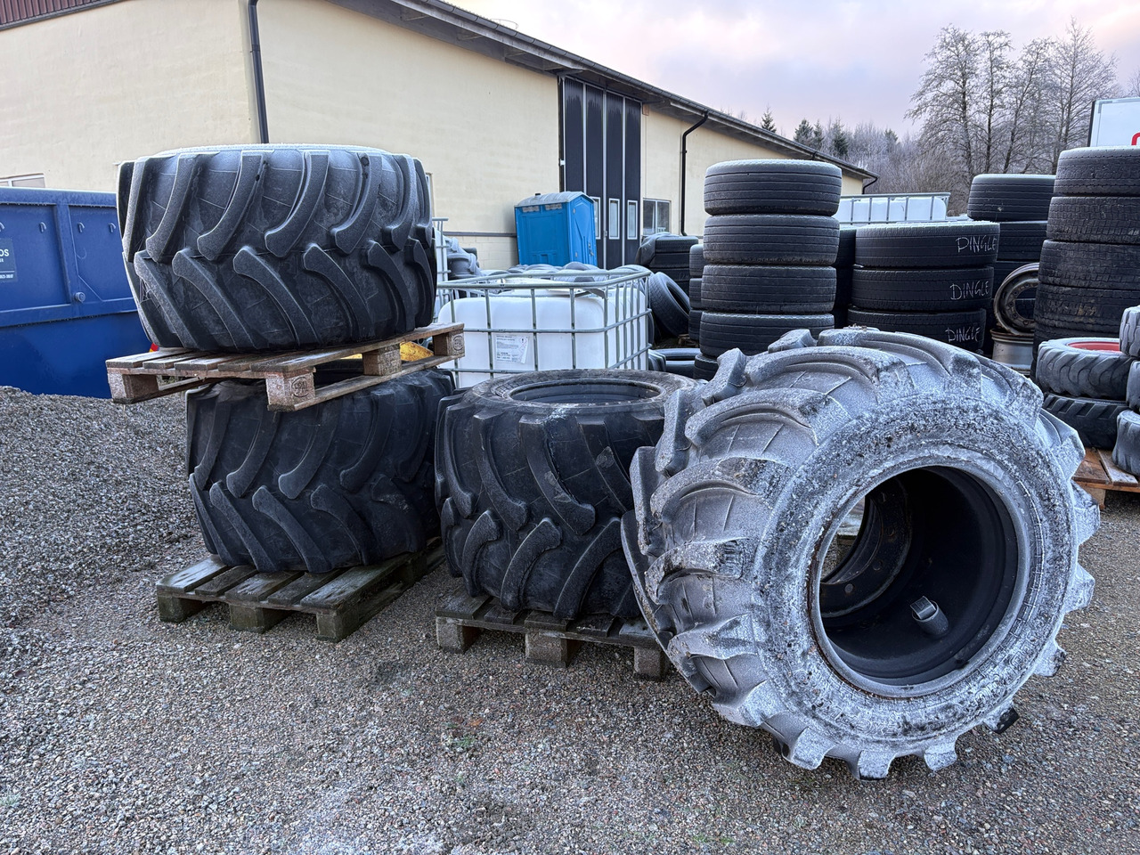 Trelleborg Excavator T440 - Шина для Строительной техники: фото 1 Trelleborg Excavator T440 - Шина для Строительной техники: фото 1