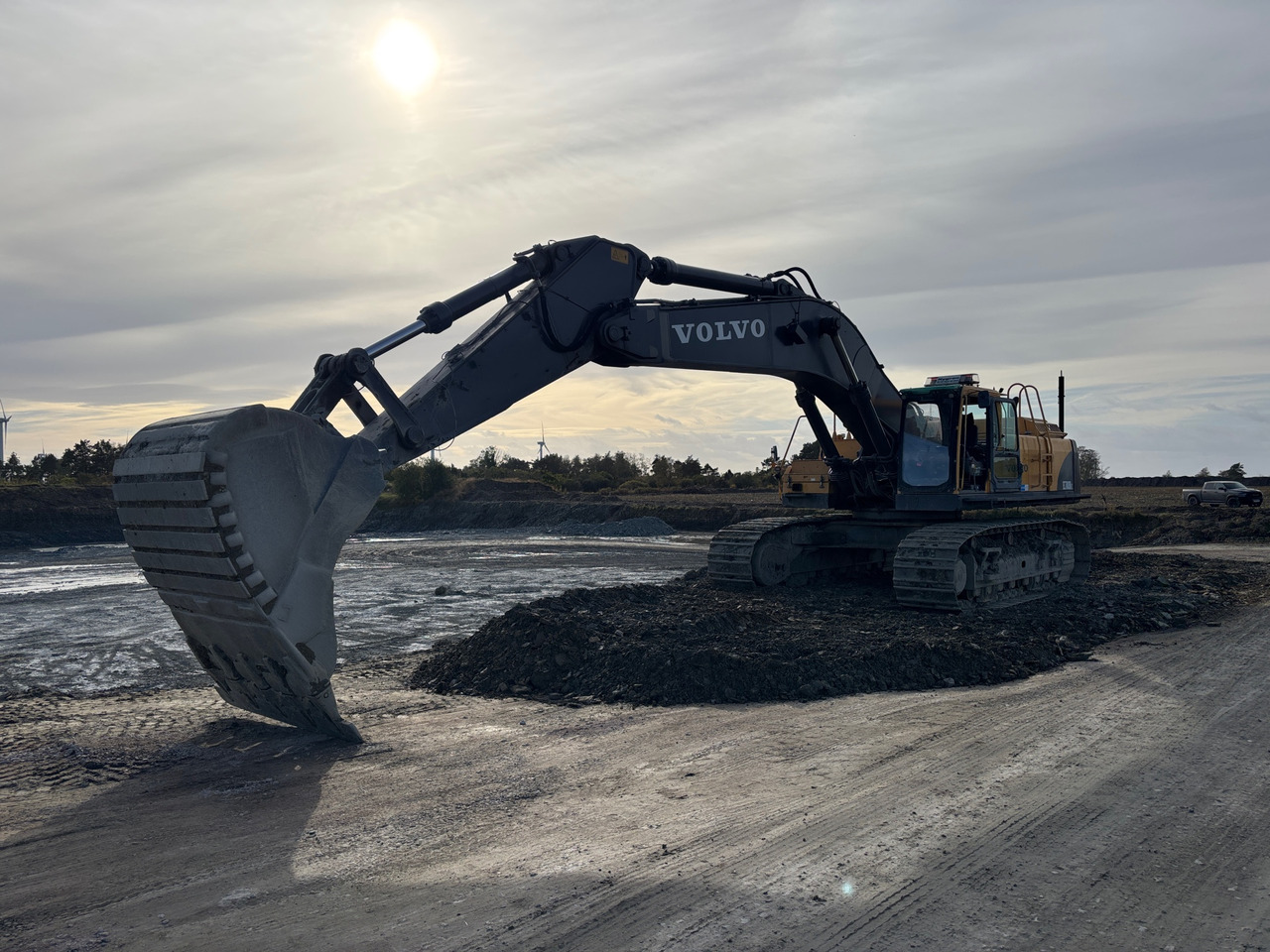 Volvo EC700BLC - Экскаватор: фото 1 Volvo EC700BLC - Экскаватор: фото 1