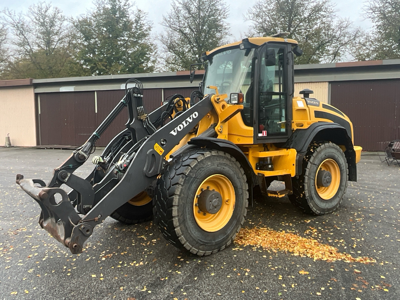 Volvo L50F - Колёсный погрузчик: фото 1 Volvo L50F - Колёсный погрузчик: фото 1