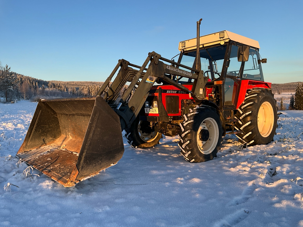 Zetor 3340 - Трактор: фото 1 Zetor 3340 - Трактор: фото 1