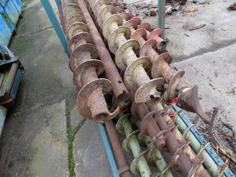 Atlas-Copco avegaar boorpijpen. - Буровая машина: фото 4 Atlas-Copco avegaar boorpijpen. - Буровая машина: фото 4