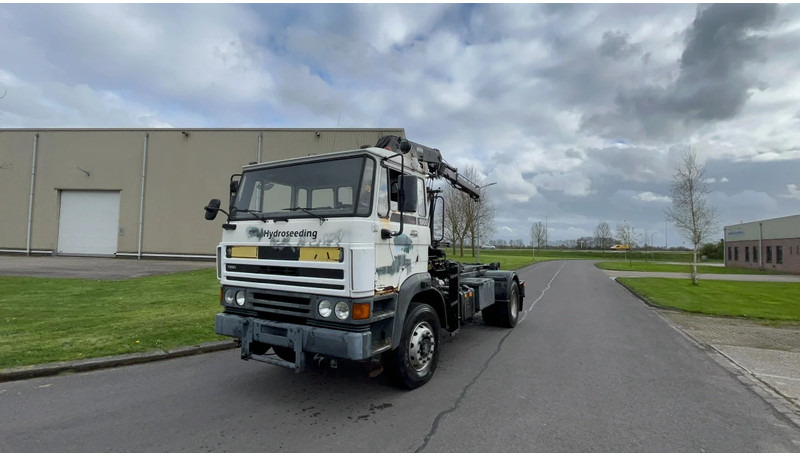 DAF 1900 FA 1900 4x4 - Самосвал: фото 2 DAF 1900 FA 1900 4x4 - Самосвал: фото 2