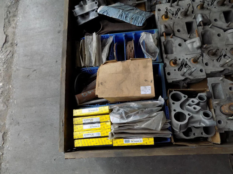 Deutz onderdelen motor - Двигатель: фото 3 Deutz onderdelen motor - Двигатель: фото 3