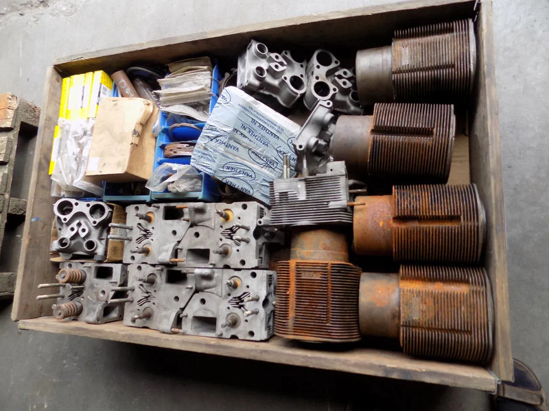 Deutz onderdelen motor - Двигатель: фото 1 Deutz onderdelen motor - Двигатель: фото 1