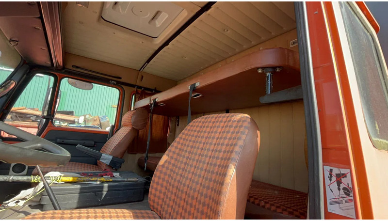 Mercedes-Benz NG Mercedes benz NG 1213 Box truck - Грузовик с закрытым кузовом: фото 5 Mercedes-Benz NG Mercedes benz NG 1213 Box truck - Грузовик с закрытым кузовом: фото 5