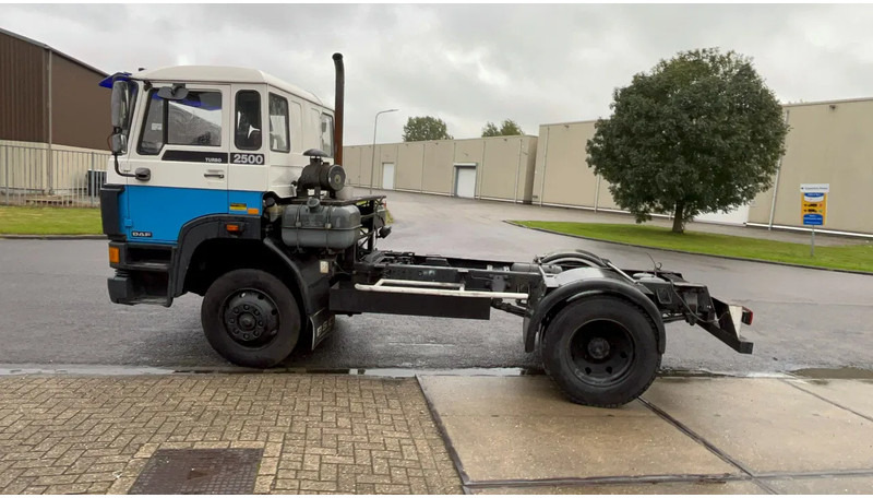 DAF 2500 Daf 2500 TI chassis - Тягач: фото 3 DAF 2500 Daf 2500 TI chassis - Тягач: фото 3