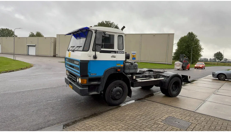 DAF 2500 Daf 2500 TI chassis - Тягач: фото 2 DAF 2500 Daf 2500 TI chassis - Тягач: фото 2