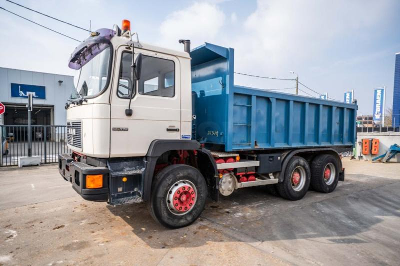 MAN 33.372 BB - 230.000 KM - Самосвал: фото 1 MAN 33.372 BB - 230.000 KM - Самосвал: фото 1