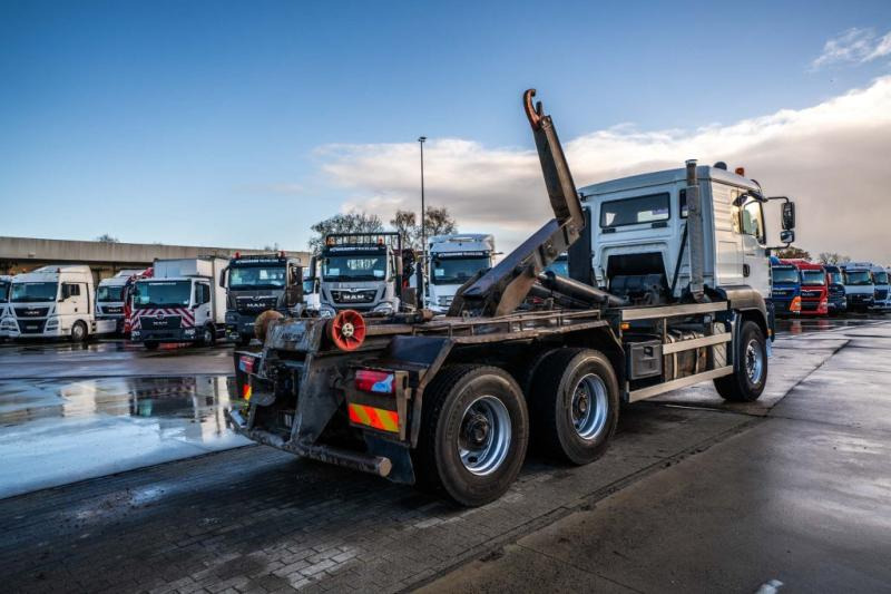 MAN TGA 33.430 BB - Крюковой мультилифт: фото 4 MAN TGA 33.430 BB - Крюковой мультилифт: фото 4