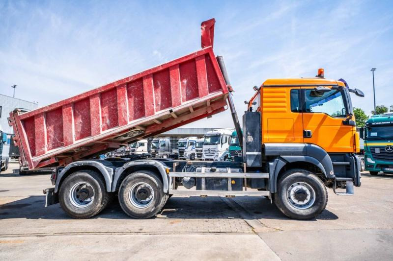 MAN TGS 33.440 BB TIPPER / TRACTOR - Самосвал: фото 3 MAN TGS 33.440 BB TIPPER / TRACTOR - Самосвал: фото 3
