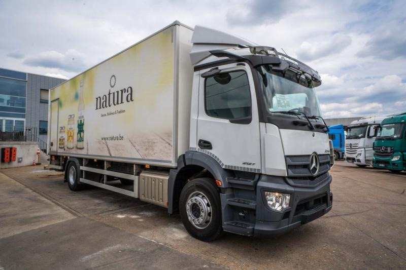 Mercedes ACTROS 2127 L+DHOLLANDIA 2T. - Грузовик с закрытым кузовом: фото 2 Mercedes ACTROS 2127 L+DHOLLANDIA 2T. - Грузовик с закрытым кузовом: фото 2