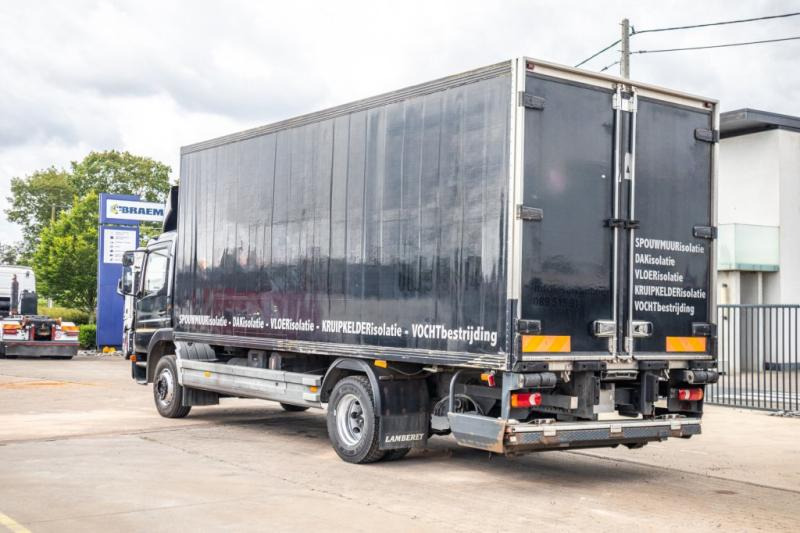 Mercedes ATEGO 1218 - Грузовик с закрытым кузовом: фото 4 Mercedes ATEGO 1218 - Грузовик с закрытым кузовом: фото 4