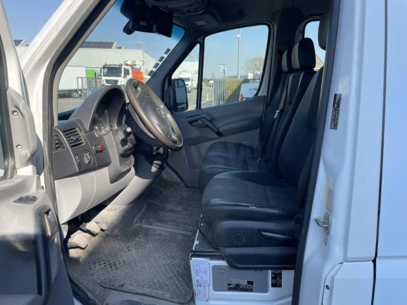 Mercedes SPRINTER 516 CDI - 64 558 KM - Малотоннажный бортовой грузовик: фото 5 Mercedes SPRINTER 516 CDI - 64 558 KM - Малотоннажный бортовой грузовик: фото 5