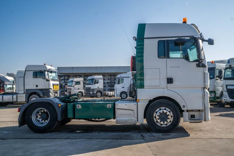 MAN TGX 18.460 XLX BLS -INTARDER-ADR - Тягач: фото 3 MAN TGX 18.460 XLX BLS -INTARDER-ADR - Тягач: фото 3