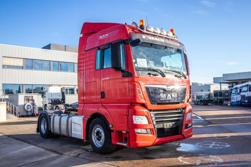 MAN TGX 18.500 XLX LLS - Тягач: фото 2 MAN TGX 18.500 XLX LLS - Тягач: фото 2