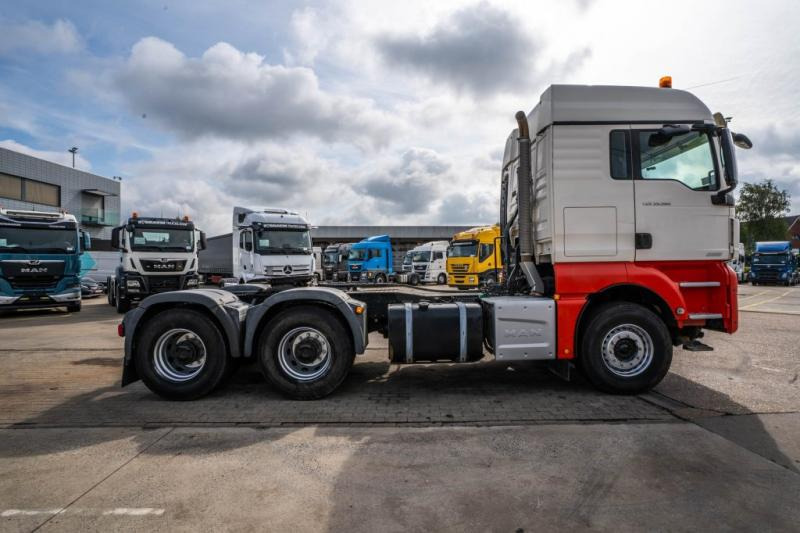 MAN TGX 33.560 XLX BLS+BIG AXLES+INTARDER - Тягач: фото 3 MAN TGX 33.560 XLX BLS+BIG AXLES+INTARDER - Тягач: фото 3